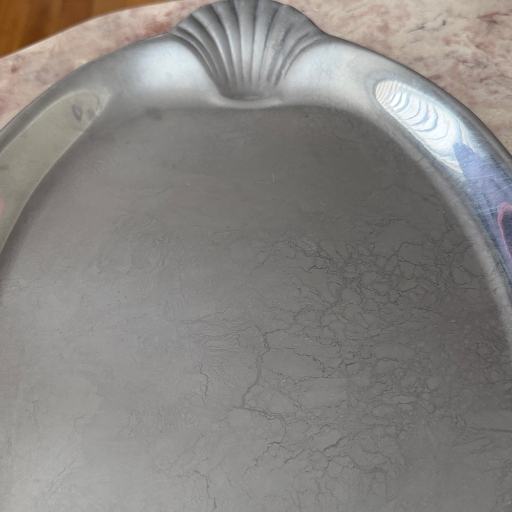 GUC~Large Wilton Armetale Silver Oval Serving Tray W/ Scalloped Detailed Edges - Picture 2 of 8
